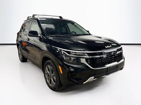 Used 2024 Kia Seltos S AWD/4WD image 1