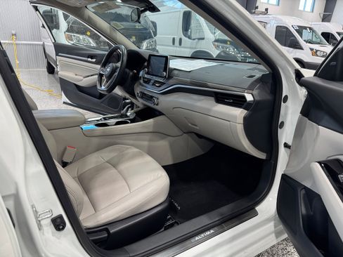 Used 2022 Nissan Altima 2.5 SL AWD/4WD image 14