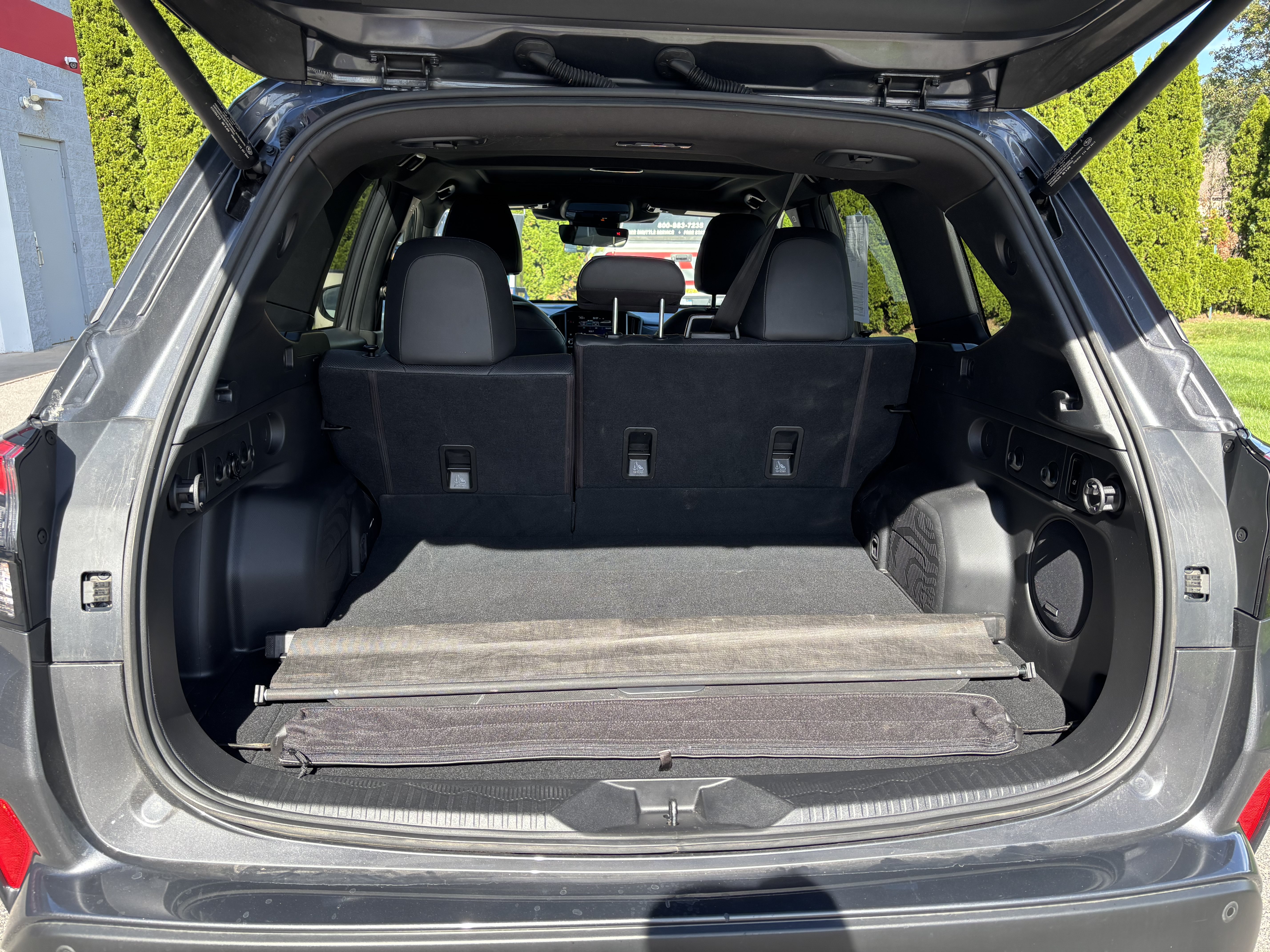 Used 2025 Subaru Forester Limited AWD/4WD image 5