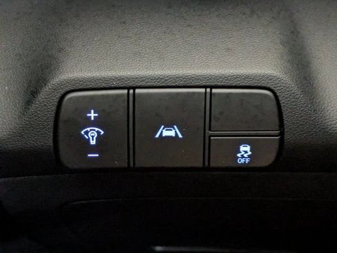 Used 2023 Hyundai Elantra SEL FWD image 22