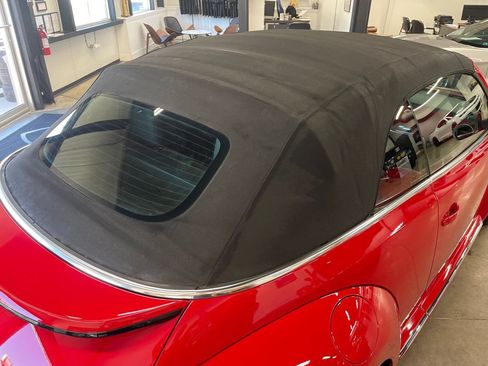 Used 2018 Volkswagen Beetle 2.0T Coast FWD image 42