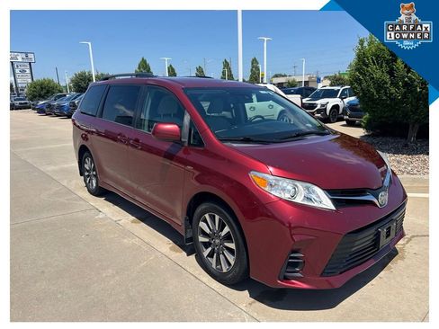 Used 2018 Toyota Sienna LE AWD/4WD image 3