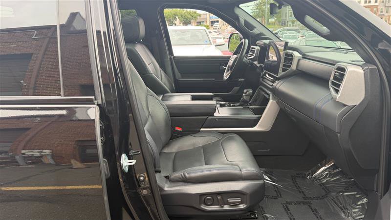 Used 2022 Toyota Tundra Platinum w/ Advanced Package AWD/4WD image 6