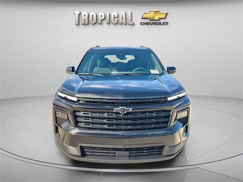 New 2026 Chevrolet Traverse LT w/ Midnight/Sport Edition image 8