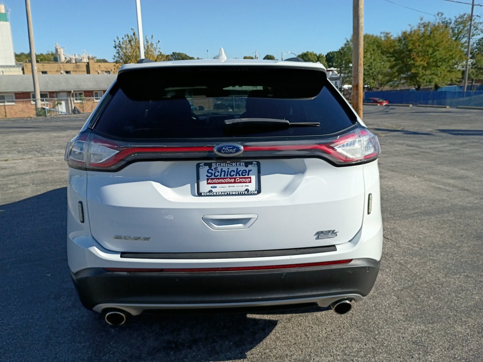 Used 2018 Ford Edge SEL w/ Cargo Accessory Package AWD/4WD image 2
