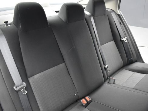 Used 2025 Nissan Sentra SV image 18