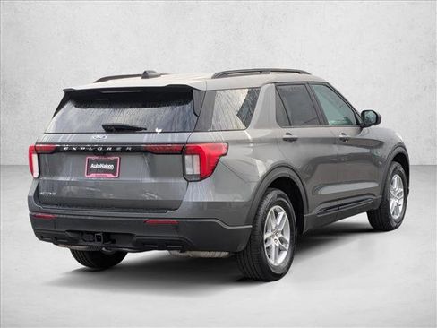New 2026 Ford Explorer Active image 2