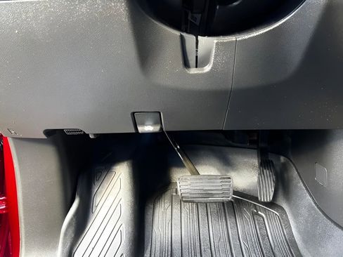 Used 2024 GMC Sierra 2500 Denali w/ Denali Reserve Package image 14