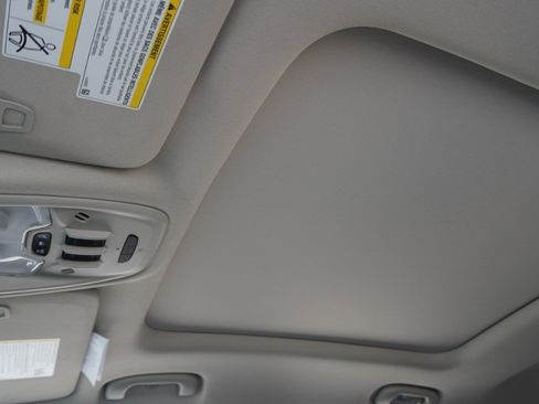 Used 2023 Buick Encore GX Essence w/ Experience Buick Package image 24