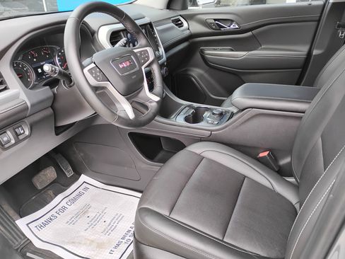 Used 2023 GMC Acadia SLT FWD image 11