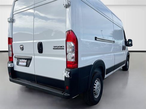 Used 2025 RAM ProMaster 3500 w/ Convenience Group image 7
