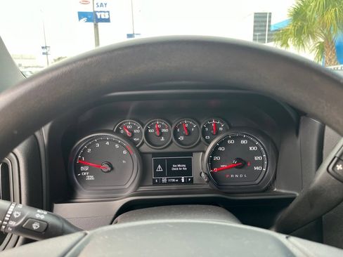 Used 2023 Chevrolet Silverado 1500 Custom Trail Boss w/ LPO, Dark Essentials Package AWD/4WD image 18