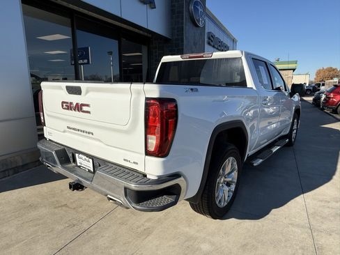 Used 2021 GMC Sierra 1500 SLE w/ X31 Off-Road Package image 2