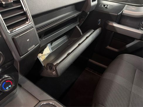 Used 2016 Ford F150 XLT w/ Equipment Group 302A Luxury image 24