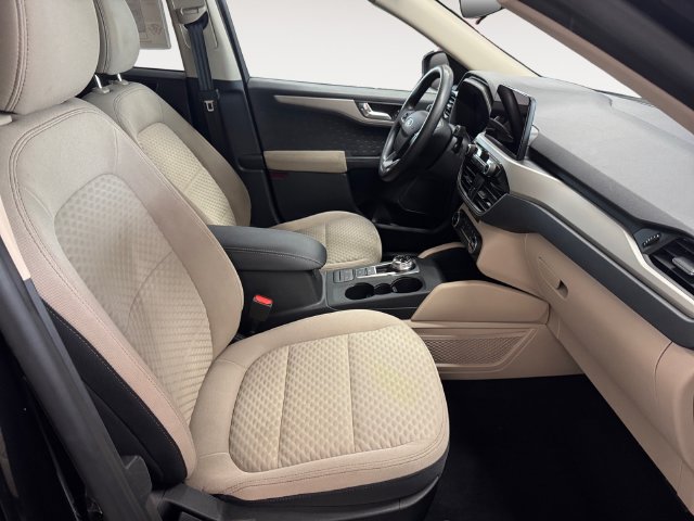 Used 2020 Ford Escape SE FWD image 4