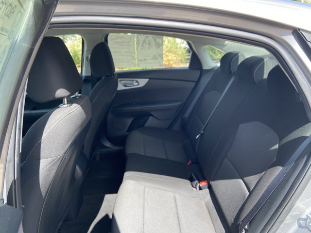 Used 2024 Kia Forte LXS w/ LXS Technology Package FWD image 14