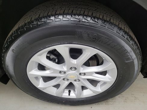 Used 2021 Chevrolet Equinox LT w/ LPO, Cargo Package FWD image 31