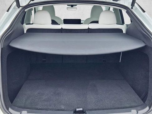 Used 2024 Tesla Model Y Performance image 6