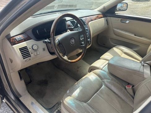 Used 2006 Cadillac DTS FWD image 12