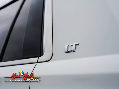 Used 2018 Chevrolet Tahoe LT image 5