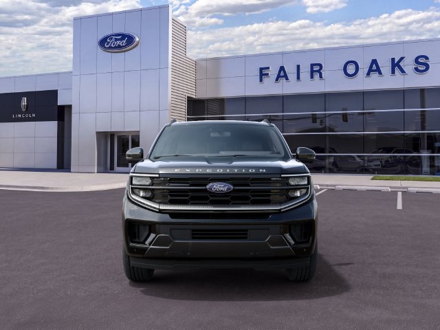 Used 2027 Ford Expedition Platinum w/ Platinum Ultimate Package AWD/4WD image 3