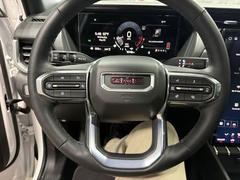 Used 2025 GMC Terrain Elevation AWD/4WD image 22