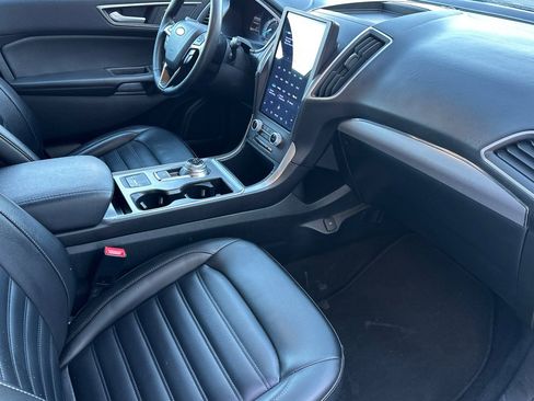 Used 2021 Ford Edge SEL image 19