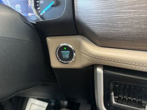 Used 2024 Ford Expedition Max Limited AWD/4WD image 32