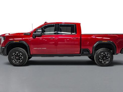 Used 2025 GMC Sierra 2500 AT4X AWD/4WD image 9