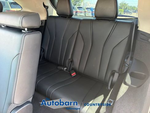 Used 2024 Acura MDX SH-AWD w/ Technology Package image 25
