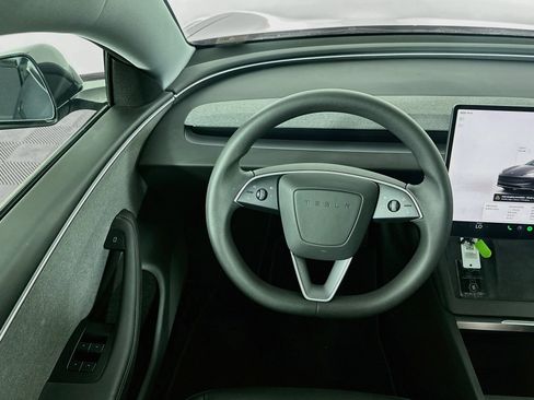 Used 2025 Tesla Model 3 Long Range RWD image 16