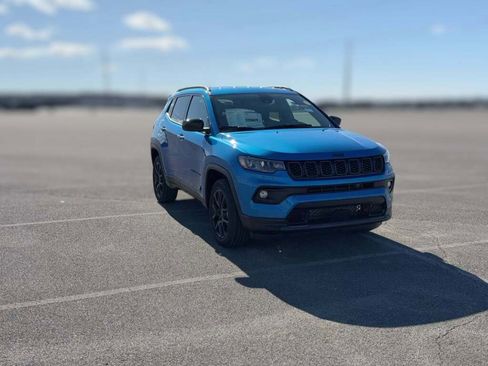 New 2026 Jeep Compass Latitude image 17