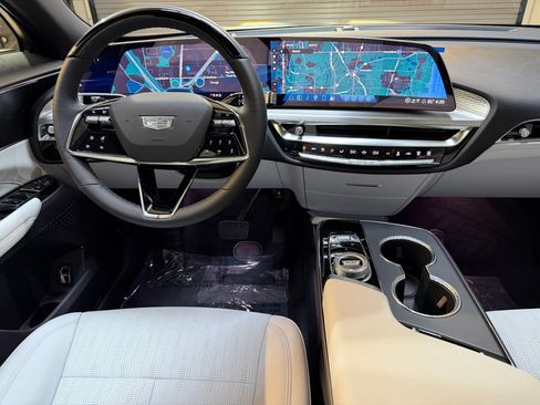 New 2026 Cadillac Lyriq Sport AWD/4WD image 4