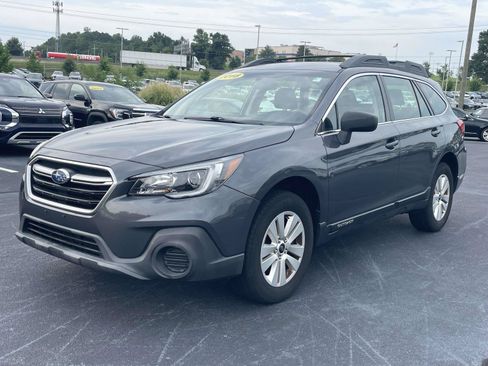 Used 2018 Subaru Outback 2.5i AWD/4WD image 3
