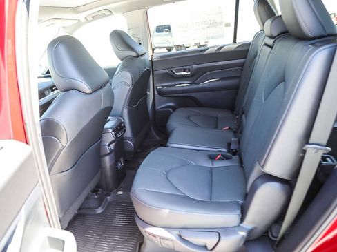 New 2026 Toyota Grand Highlander AWD image 19