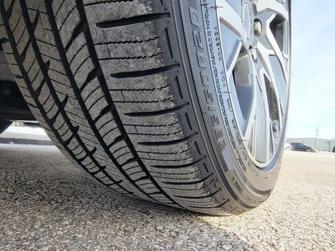 Used 2025 Jeep Wagoneer S Limited image 18