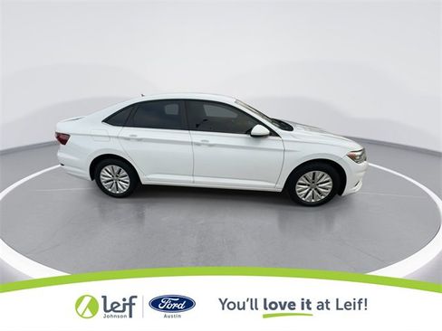 Used 2019 Volkswagen Jetta SE image 12