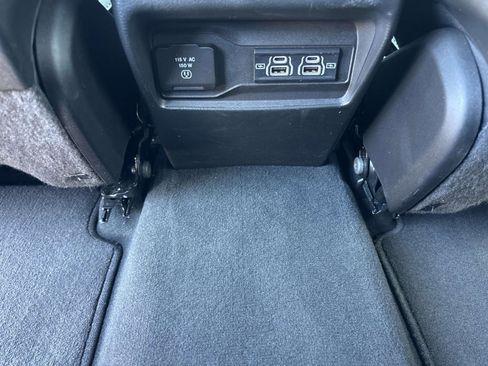 Certified 2024 Jeep Grand Cherokee Altitude AWD/4WD image 13