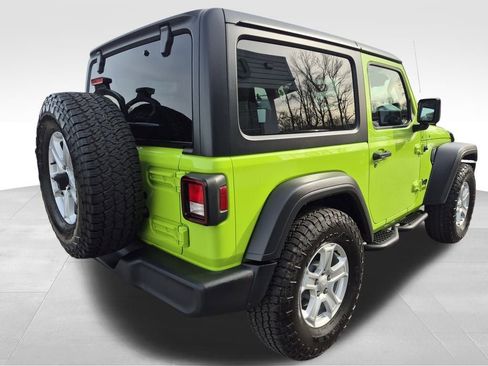 Used 2021 Jeep Wrangler Sport image 4