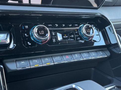 New 2026 GMC Sierra 1500 AT4X image 29