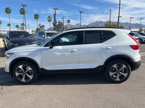New 2026 Volvo XC40 B5 Plus w/ Protection Package Premier AWD/4WD image 7
