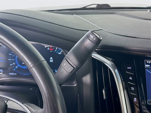 Used 2019 Cadillac Escalade Luxury image 17