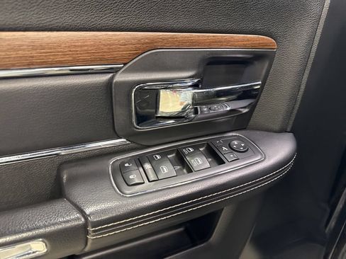 Used 2014 RAM 1500 Laramie AWD/4WD image 36