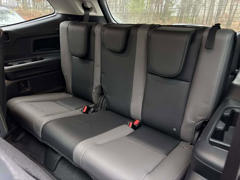 Certified 2025 Subaru Ascent Onyx Edition image 8