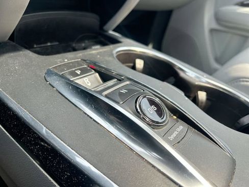Used 2017 Acura MDX SH-AWD image 23