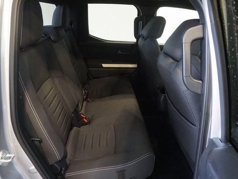 Used 2024 Toyota Tacoma TRD Off-Road image 21