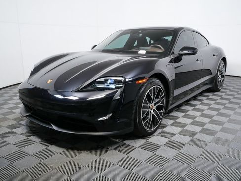 Certified 2023 Porsche Taycan image 1