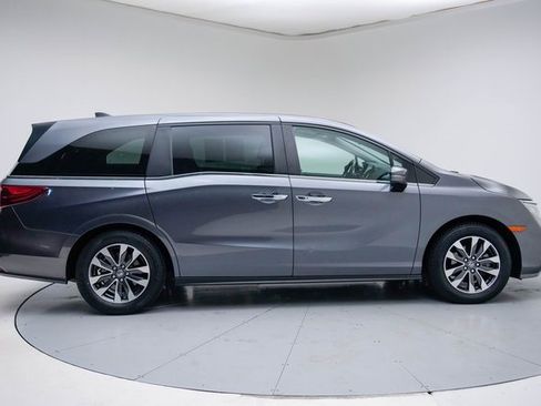 Used 2024 Honda Odyssey EX-L image 10