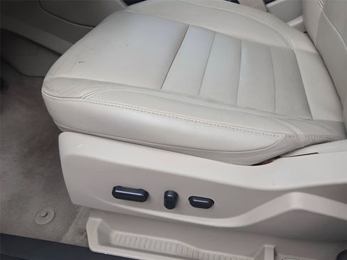 Used 2014 Ford Escape Titanium FWD image 18