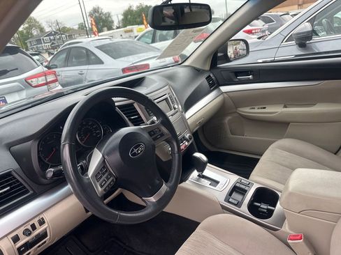 Used 2014 Subaru Outback 2.5i Premium AWD/4WD image 23